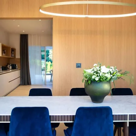True Luxury Surrounded By Stunning Nature Appartement